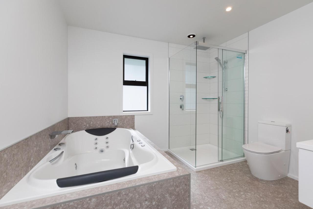 Oakura Beach Front Apartments Dış mekan fotoğraf